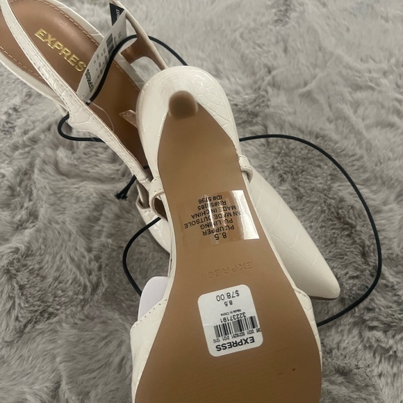 Brand new: EXPRESS HEELS NWT - Picture 2 of 5